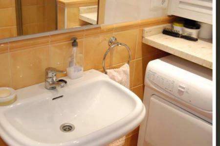 Apartamento En Нерха Екстериор снимка