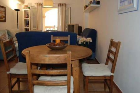 Apartamento En Нерха Екстериор снимка