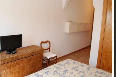 Apartamento En Нерха Екстериор снимка